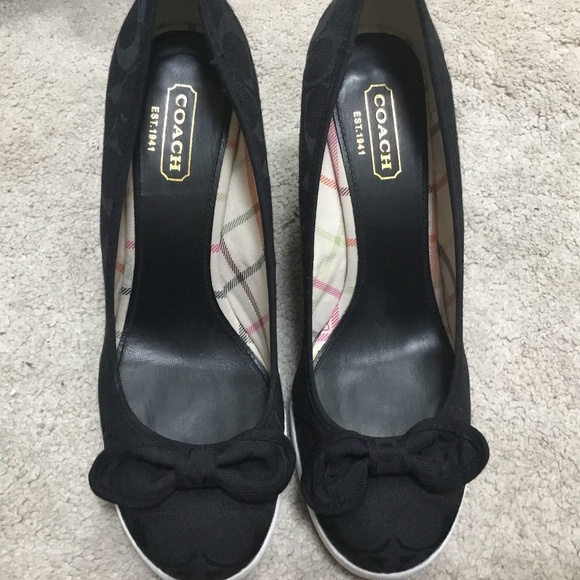 Coach Sweetie Wedge Sneakers Sz 9.5 Black Mint Condition Great Style w Bows - Picture 1 of 5